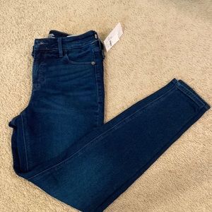 Old Navy Rockstar Super Skinny Jeans